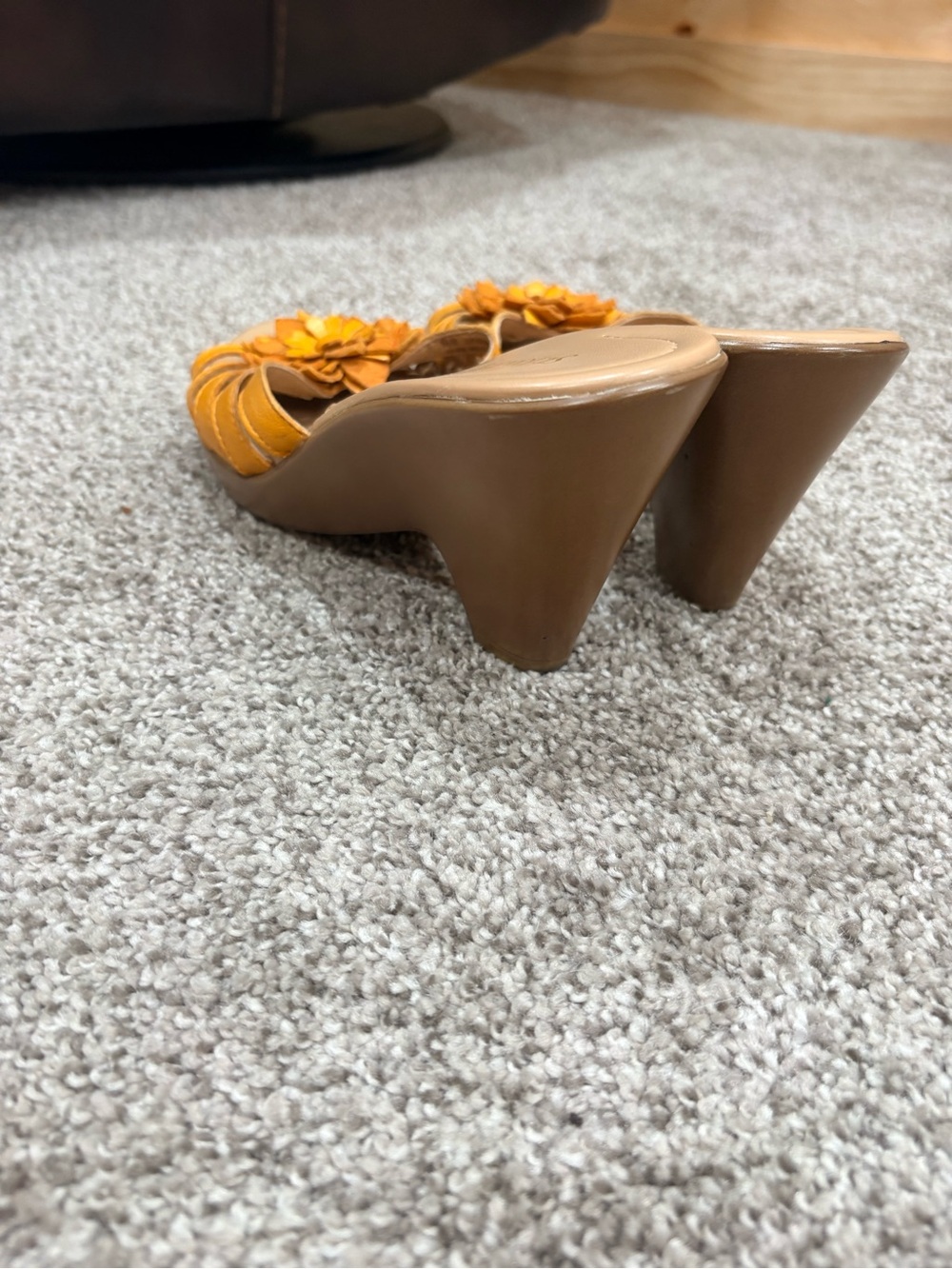 St. John's Bay Yellow Floral Slide Mules - Picture 5 of 9